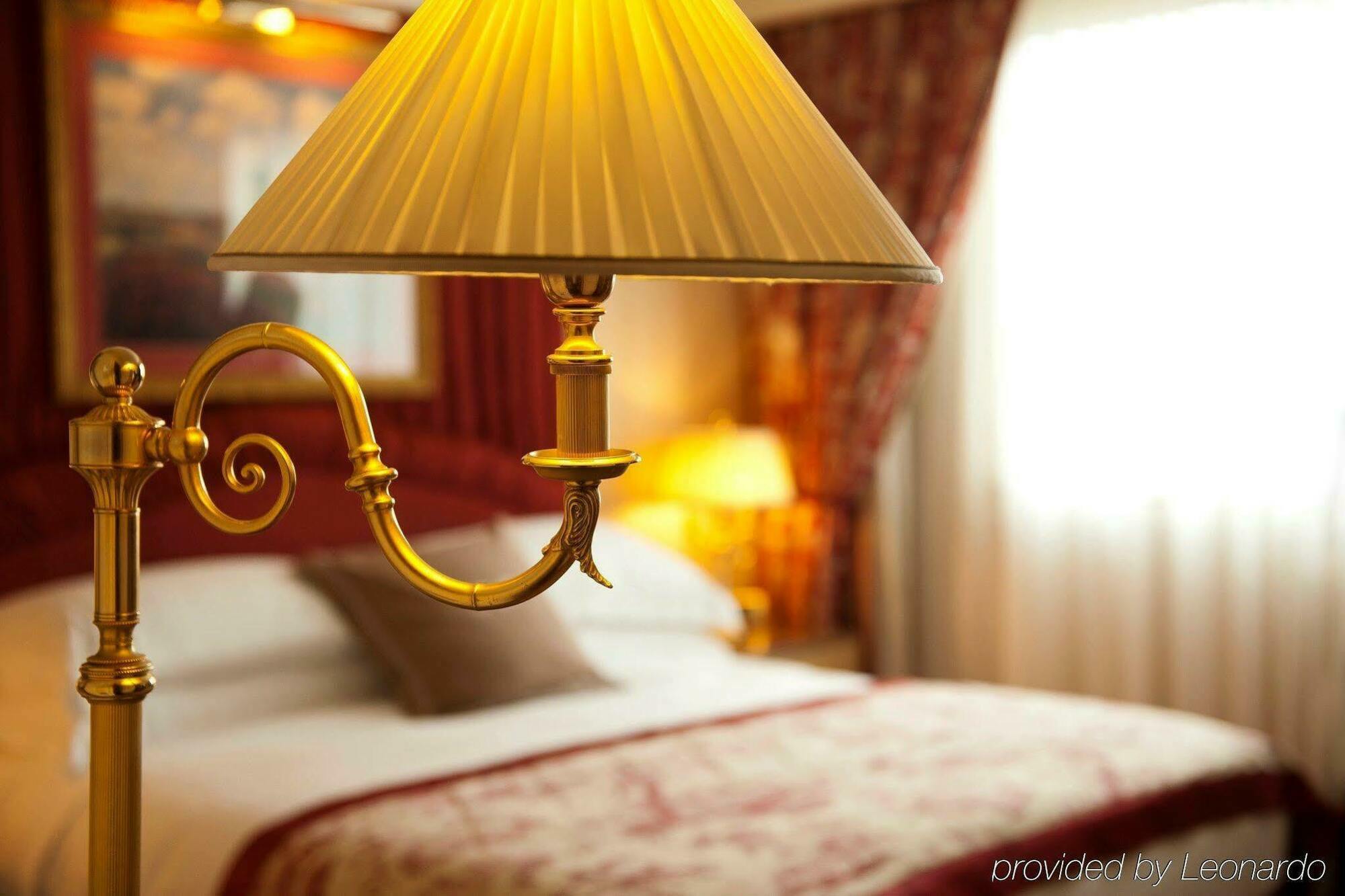 Отель Intercontinental Le Vendome Бейрут Экстерьер фото
